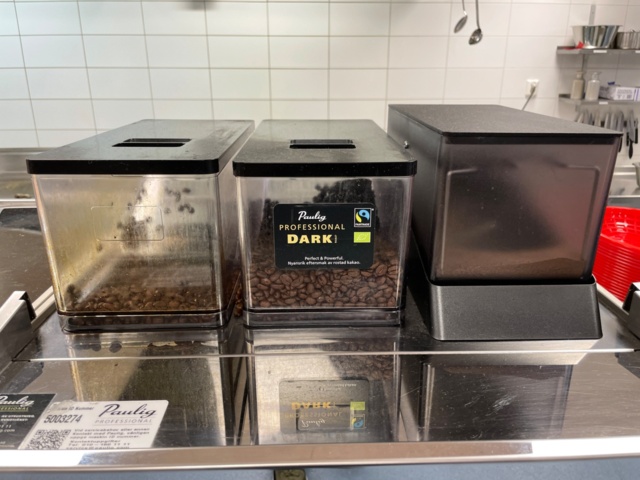 965761-6 Thermoplan Black & White Swiss Quality Coffee machine