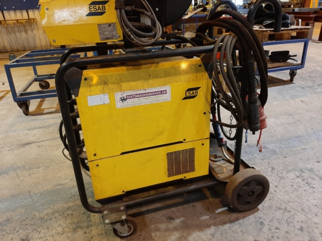 964183-2 Migsvets ESAB Warrior 500i CC/CV with feeder unit Warrior Feed 304w