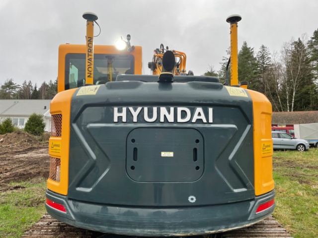 768661-12 Bandgrävare Hyundai HX145 LCR med Rototilt/grip
