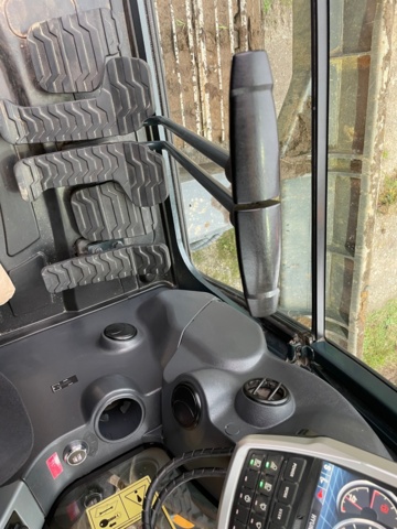 768661-20 Bandgrävare Hyundai HX145 LCR med Rototilt/grip