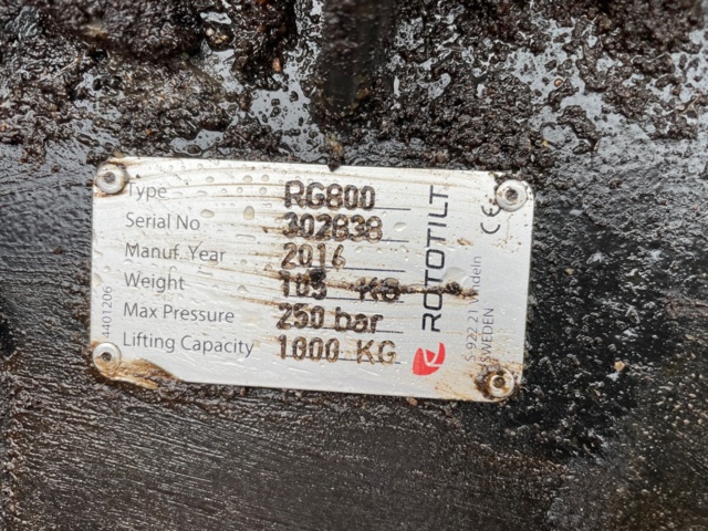 768661-64 Bandgrävare Hyundai HX145 LCR med Rototilt/grip