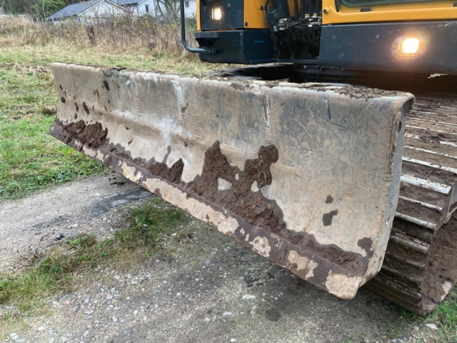 768661-74 Bandgrävare Hyundai HX145 LCR med Rototilt/grip