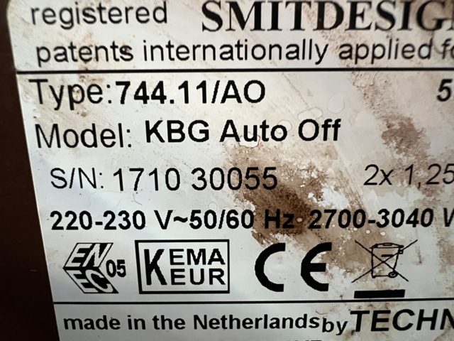 964217-3 Double Moccamaster coffee maker