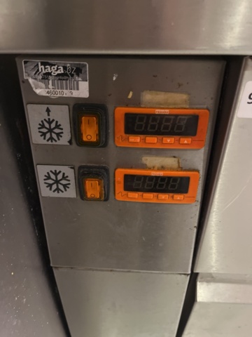 962210-9 Work surface with cooling bench and roasting table 322x74x91 cm