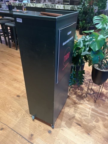 962248-1 Hovmästarpulpet 51x37x129 cm
