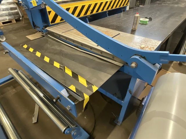 966757-22 LSK HK-40 CNC Folding Machine