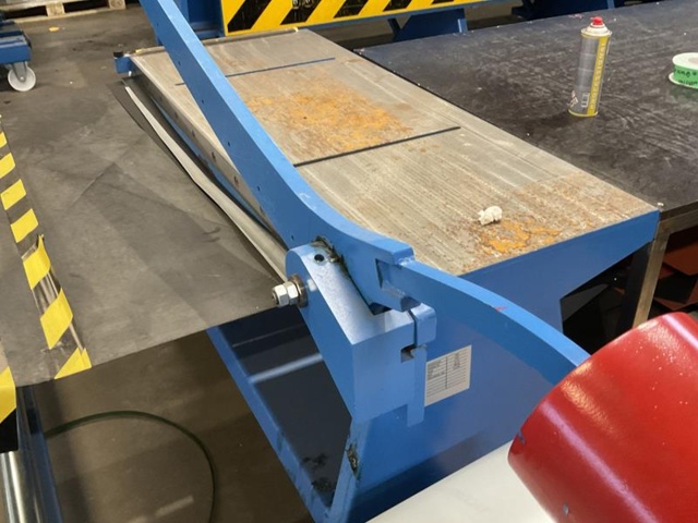 966757-25 LSK HK-40 CNC Folding Machine