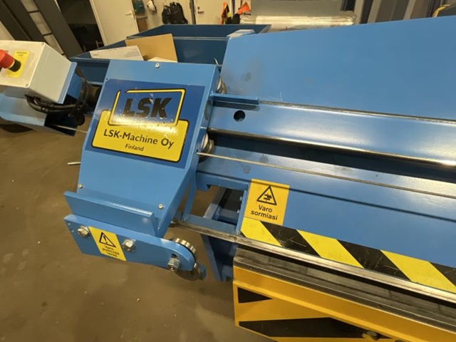 966757-27 LSK HK-40 CNC Folding Machine