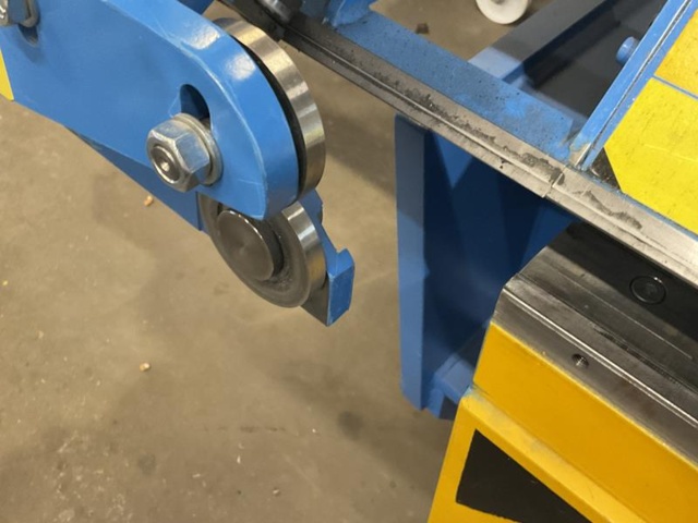 966757-28 LSK HK-40 CNC Folding Machine