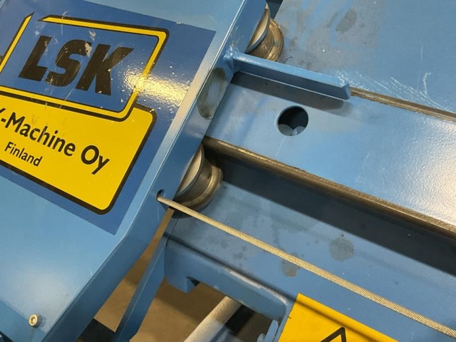 966757-29 LSK HK-40 CNC Folding Machine