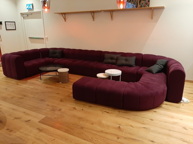 802698-16 Loungmöblemang (Modulsoffor, fåtöljer, bord m.m.)