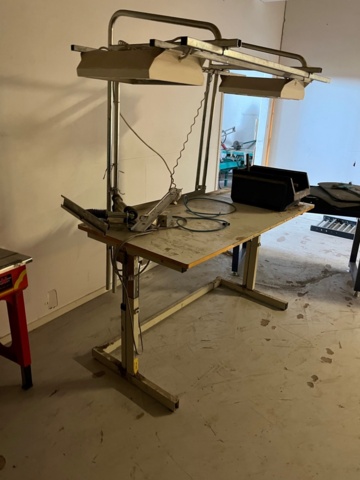 966959-4 ASM Band machine and work table