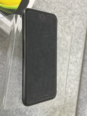 921692-7 Apple iPhone SE, 64GB - Shipping included!