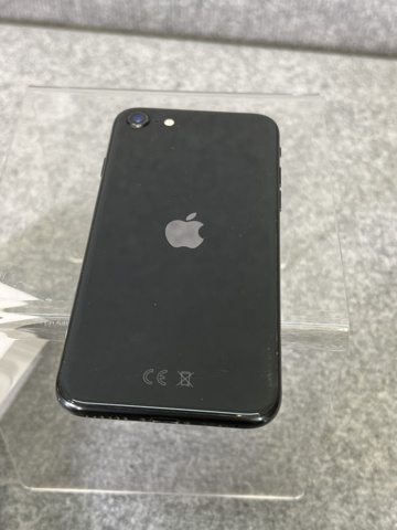 921692-8 Apple iPhone SE, 64GB - Shipping included!