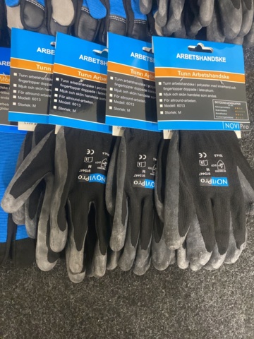 967144-3 Assortment of work gloves, Novipro
