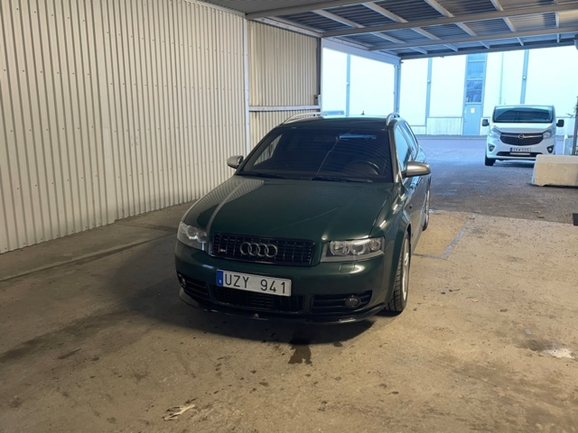 764705-10 Audi S4 Avant 4.2 V8 quattro - 2004