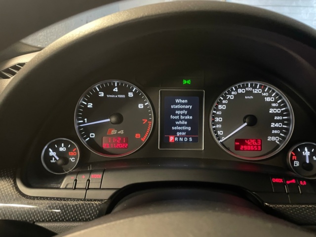 764705-17 Audi S4 Avant 4.2 V8 quattro - 2004