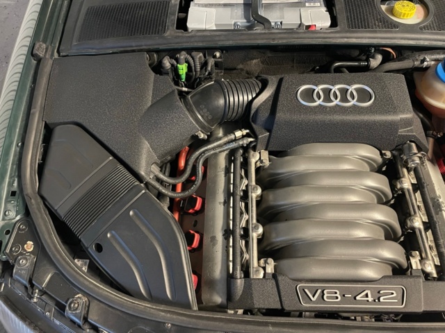 764705-35 Audi S4 Avant 4.2 V8 quattro - 2004