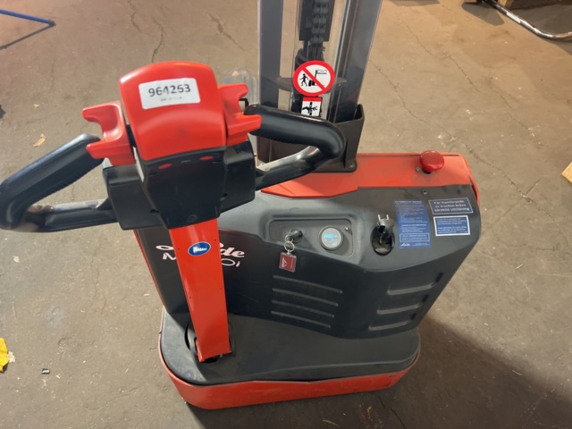 964263-5 Pallet stacker Linde MM10i -2019