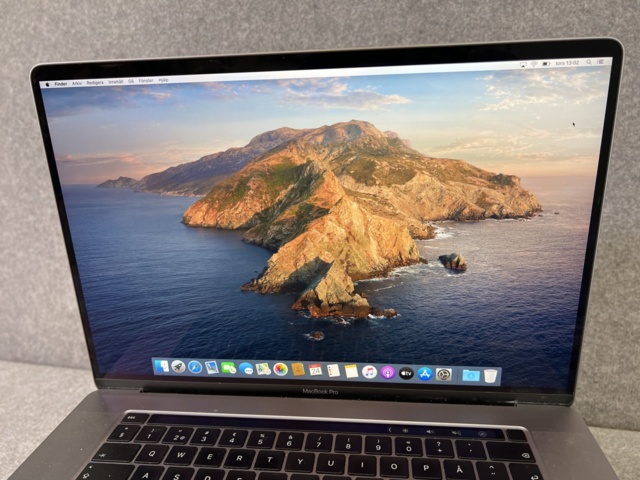 921696-5 Laptop, Apple, MacBook Pro 16" 1 TB, 2019 - Shipping included!