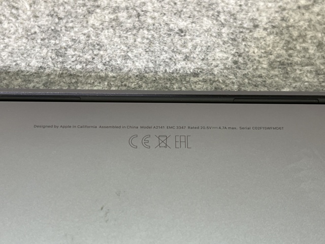 921696-8 Laptop, Apple, MacBook Pro 16" 1 TB, 2019 - Shipping included!