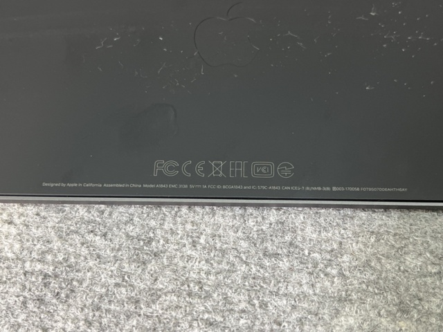 921696-17 Laptop, Apple, MacBook Pro 16" 1 TB, 2019 - Shipping included!