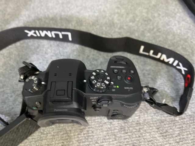 921708-7 System camera, Panasonic Lumix DC-GH5M + lens and tripod - Shipping included!