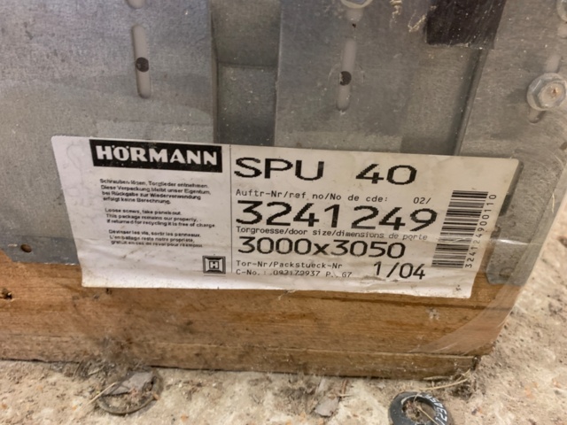 967214-3 Garage door overhead sliding door Hörmann SPU 40 3000x3050mm (Unused)
