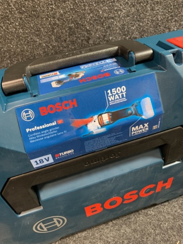 967311-3 Angle grinder Bosch GWS 18V-15 SC