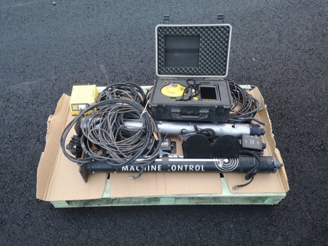 967202-3 LEICA MC1 DIGGING SYSTEM