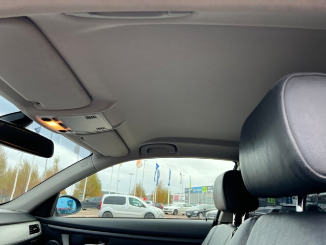 950648-14 BMW 330d xDrive Coupé - 2009