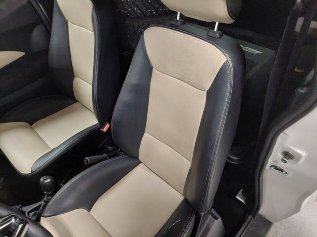 967416-8 Moped car Aixam Coupé 0.5 CVT, 8hp, 2017 (YEK872)