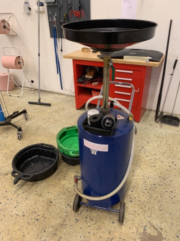 940759-1 Waste oil collector and 3 collection containers