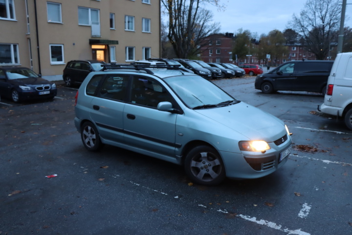 967430-33 Mitsubishi Space Star 1.8 MPI -04