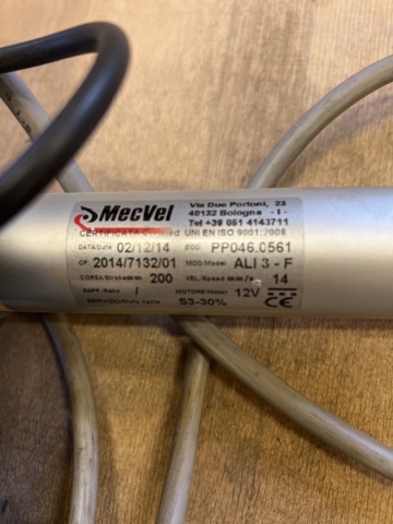 896947-4 Pallet with actuator