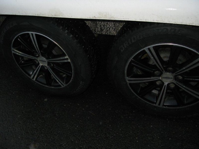 805777-8 Horse trailer MAXIMUS 2.0 HUMBAUR