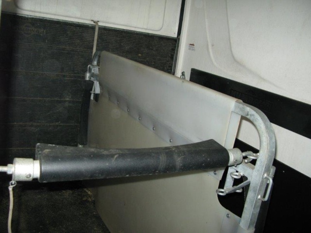 805777-12 Horse trailer MAXIMUS 2.0 HUMBAUR