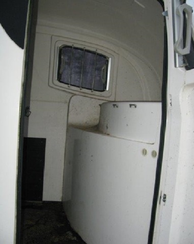 805777-21 Horse trailer MAXIMUS 2.0 HUMBAUR