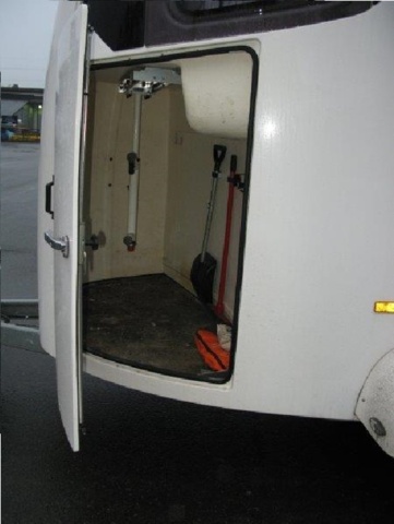 805777-16 Horse trailer MAXIMUS 2.0 HUMBAUR