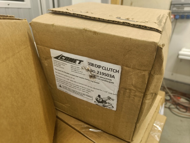 887544-10 Lot of new variators and variator accessories (Comet)