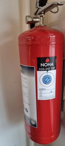 946510-1 5 fire extinguishers