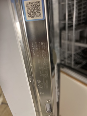 968868-4 Samsung combi-freezer and dishwasher