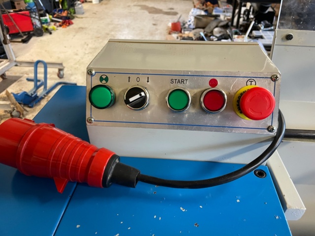 967204-14 Lathe HBM Machines CQ 6133