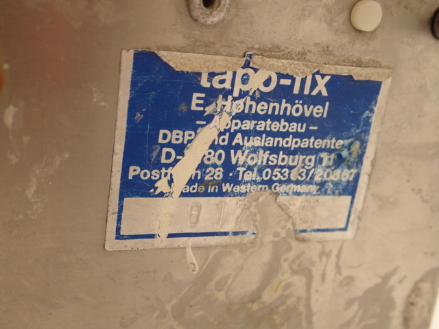 862084-4 Wallpaper pasting machine. Tapo-fix CB 70