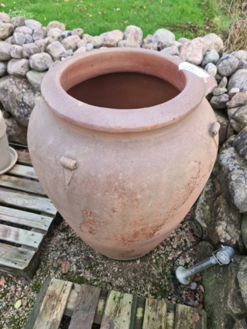939352-5 Large red-brown clay pot without drainage hole