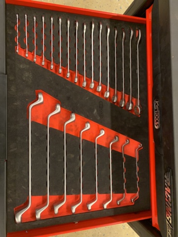 940796-4 Verktygsvagn KS Tools Racing Line inkl. innehåll