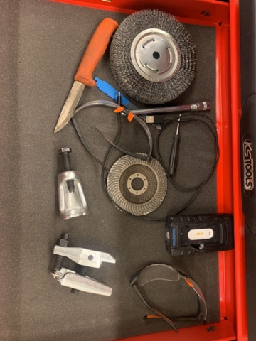 940796-6 Verktygsvagn KS Tools Racing Line inkl. innehåll