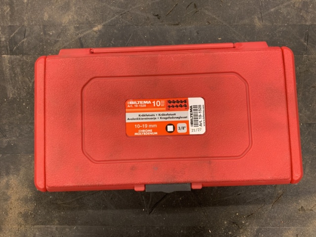 940799-34 Workshop trolley with 17 tool kits from Biltema