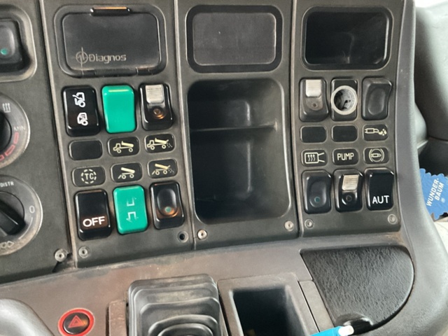 961021-29 Scania R144GB 8X4 530 - 2000