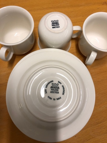 958717-10 Iittala ja Arabia astioita - Ei pohjahintaa